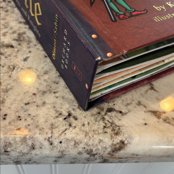 Robert Sabuda “Castle Medieval Days and Knights” pop-up book 1st edition - Picture 4 of 6